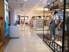 -百盛(莘庄店)