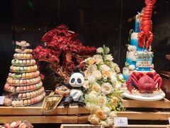 -雍容荟帝王蟹活龙虾展台自助(IFS黑金店)