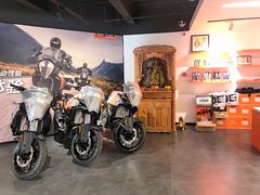 -北京晨德宝宝马4S店(金港汽车公园店)