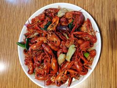 -陆记牛庄·碳锅龙虾烧烤(爱上花园店)