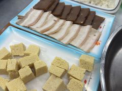 -一口猪海鲜浑锅·东北家常菜