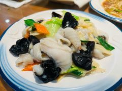 炒黑鱼片-春水锅贴·传统鲁菜(大明湖店)