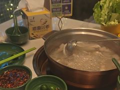 -润园四季椰子鸡火锅(南山海岸城店)