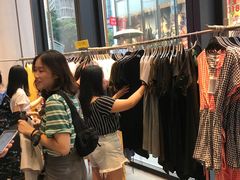 -URBAN REVIVO(深圳华润万象天地店)
