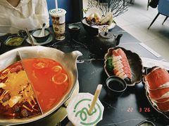 -湊湊火锅·茶憩(颐堤港店)