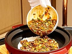 -品海楼·大连海胆锅贴馆(东港店)