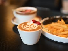 -mordew加州日记西餐&小酒馆(新天地店)