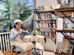 -灵意咖啡·西班牙美食(汕头金平万达广场店)