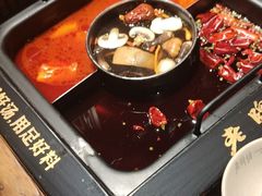 -老牌坊云南鱼豆花火锅(爱建店)