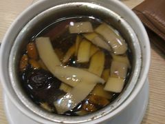 椰子炖老鸡-佰搭果·广式茶餐厅(西华路店)