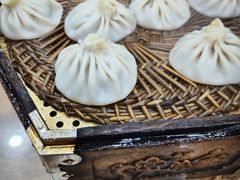 牛肉灌汤包-西安贾三灌汤包·回坊小吃·清真炒菜(北院门总店)
