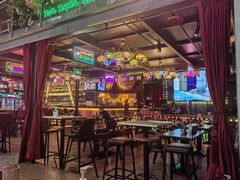 -Famous肥猫墨西哥音乐餐吧(五棵松华熙LIVE店)