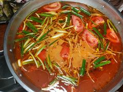 -亮欢寨酸汤鱼(沙冲路店)