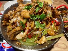 香辣牛蛙-西街夜油条·麻团包乌饭