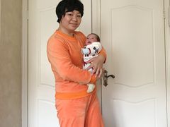 -爱的果实月嫂育婴师(世纪东方店)