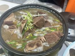 -撒拉人家.酸菜牦牛肉火锅