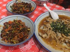 -荆九爷爆炒桥头三嫩(夫子庙店)