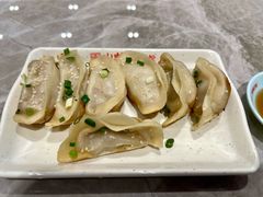 -小姜锅贴(凤凰街店)