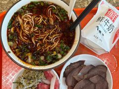 -磨沟沿老字号牛肉面·清真(金港城店)