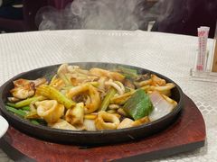铁板鲜鱿-大欢喜饭店(江怡路店)