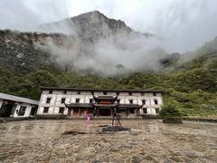 -鹿院坪生态旅游景区