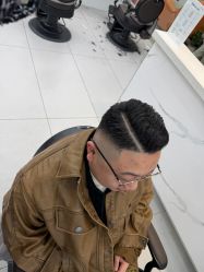 -尤司男士国潮理发馆