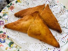炸咖喱角-喜莲咖啡