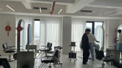 -Hello Lady发型设计