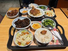 -阿姨食堂