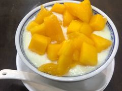 芒果双皮奶-仁信老铺甜品(北京路店)