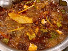 -肖肖酸萝卜鱼火锅(总店)