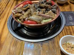 -阿婆情腊排骨火锅(金虹路店)