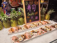 -古井假日酒店金桂冠旋转自助餐厅(长江东路店)