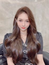 -MODEL'S HAIR