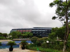 室外泳池-上海滴水湖皇冠假日酒店