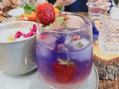 -FLOVIE FLORIST CAFE