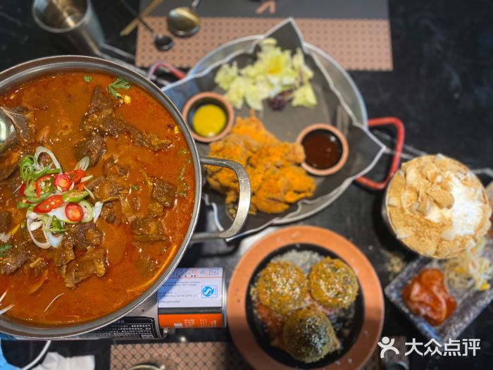 KCOOKING概念韩餐(世茂52+店)辛牛骨火锅图片