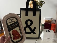 -BUTTERFUL&CREAMOROUS 黄油与面包(三里屯太古里店)