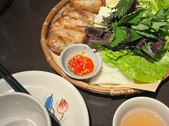 -大头虾越式风味餐厅(光明广场店)