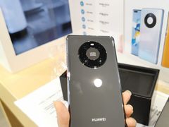 -华为授权体验店(万航渡路)