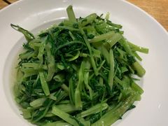-吴越荣记苏州菜·松鼠桂鱼100%活鱼现做(斜塘老街店)