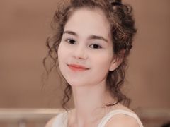 -上海跨国采购会展中心