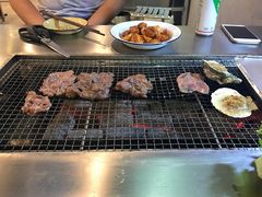 -马路牙子烧烤音乐酒馆(望京店)