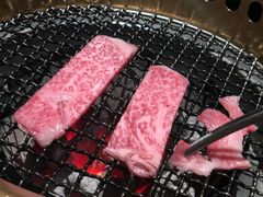 -山川小町·极番烧肉(新地假日广场店)