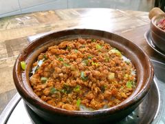 招牌鹅乸煲仔饭-阳江河堤老牌曾记美食