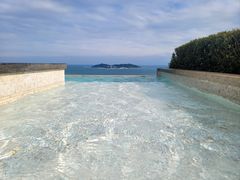 -瑰丽酒店·海吧·天际下午茶·现场DJ·天台酒吧