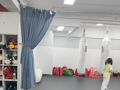 -巨鹿格斗学院·拳击·搏击(石厦店)