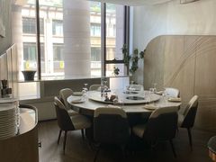 -斯普汇生蚝牛排馆(中骏世界城店)