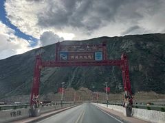 -贡嘎雪山