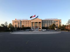 -中家鑫园温泉酒店鑫悦汤泉